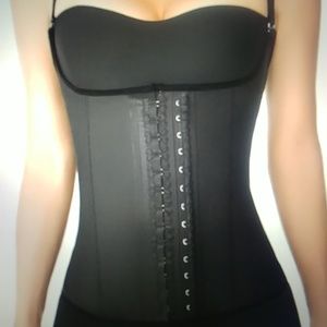 Ann Chery Semichaleco Latex Waist Trainer